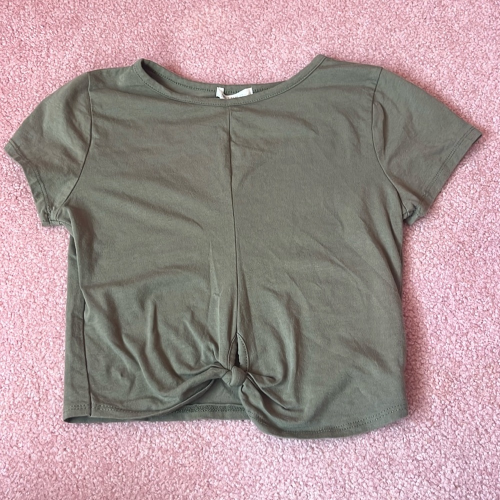 Bozzolo Green T Top Size Large with Twist